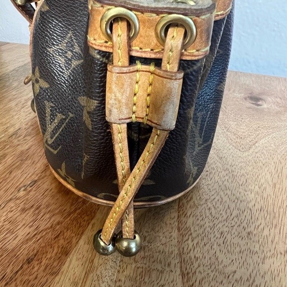 Rare Vintage Louis Vuitton Theda Bag - Picture 11 of 15